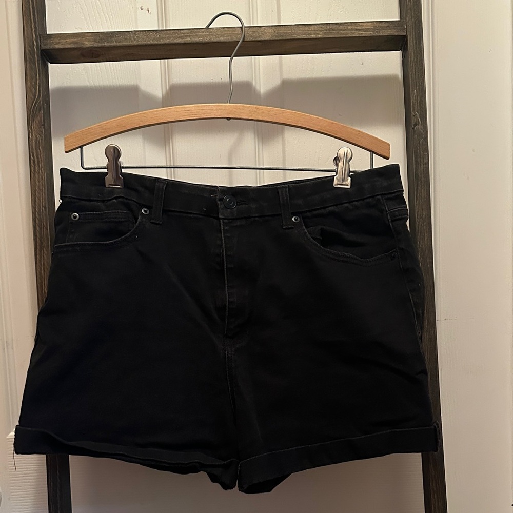 No Boundaries Black Jean Shorts